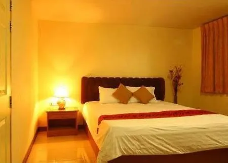 Omni Suites Aparts-Hotel